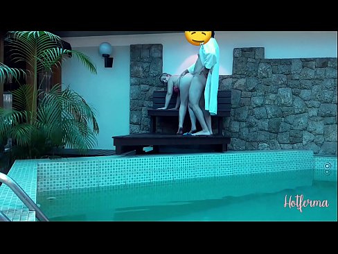 ❤️ Sjef inviterer hushjelp til bassenget, men kunne ikke motstå en varm ❤️ Hjemmelaget porno ved no.pornosexphoto.ru ️❤