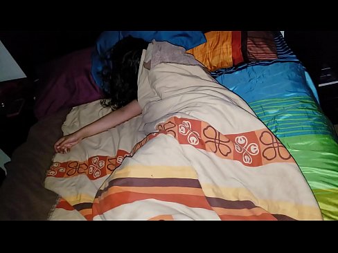 ❤️ Stesønn skjelter ut sin unge stemor mens hun sover. ❤️ Hjemmelaget porno ved no.pornosexphoto.ru ️❤
